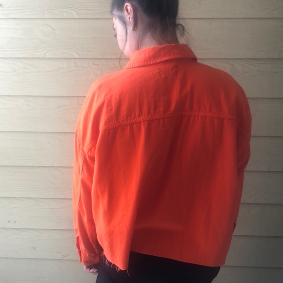 🍊Cropped Utility Top🍊 - Picture 3 of 4